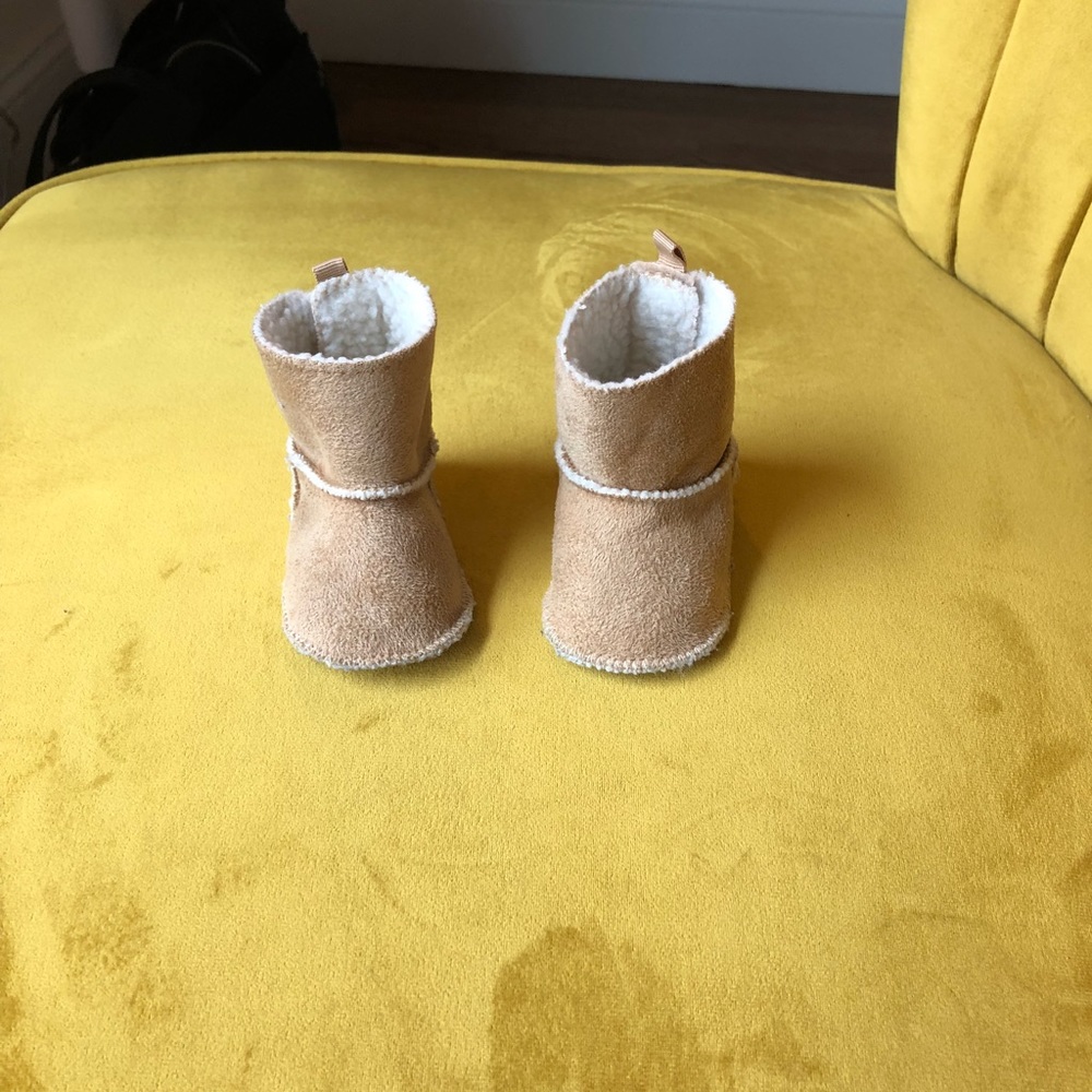 GAP baby winter boots